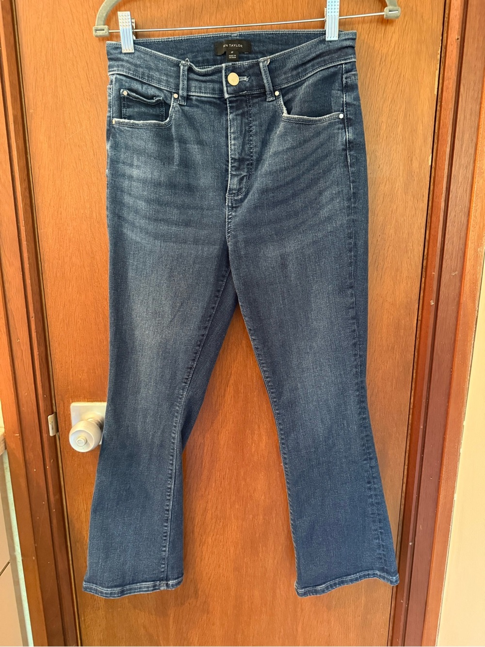 Ann Taylor The Boot Crop High Rise Jeans Women’s Petite 6P DarkWash stretch